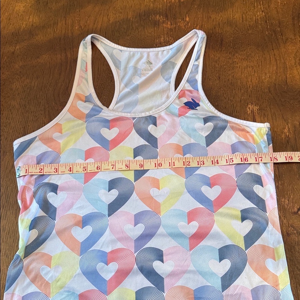 Running Rabbit 💜🩵❤️🧡 Heart Tshirt - Picture 4 of 4